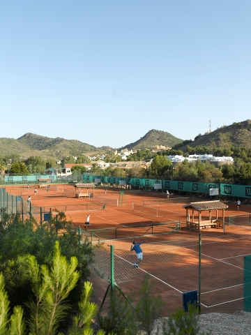Tennis